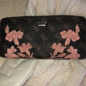 Guess wallet